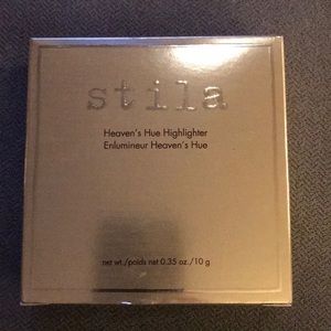 Stila “Heaven’s Hue Highlighter” Kitten